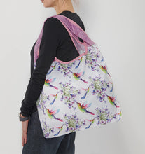 Load image into Gallery viewer, O-WITZ Reusable Shopping Bag - Bird Hummingbirds
